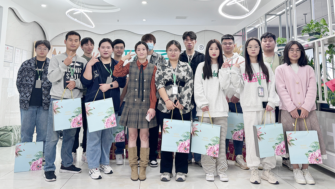 雙節(jié)同慶 | 塔孜科技集團組織開展“喜迎中秋，歡度國慶”主題系列活動